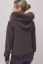 Load image into Gallery viewer, Townes Fur Zip Up In Brown