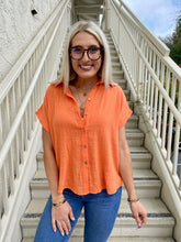 Load image into Gallery viewer, Solana Short Sleeve Button Down