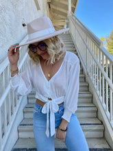 Load image into Gallery viewer, Forever Love Crop Blouse