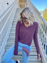 Load image into Gallery viewer, Lilah Long Sleeve Top in Wine