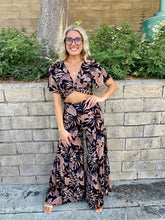 Load image into Gallery viewer, Reese Printed Pants