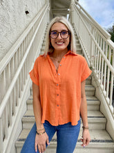 Load image into Gallery viewer, Solana Short Sleeve Button Down
