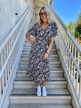 Load image into Gallery viewer, Infinite Love Midi Dress