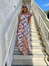 Load image into Gallery viewer, Sweet Escape Maxi Dress