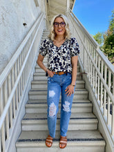 Load image into Gallery viewer, Blissful Blouse