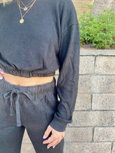 Load image into Gallery viewer, Astrid Crewneck in Black