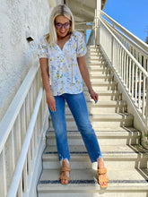 Load image into Gallery viewer, Lemon Drop Blouse