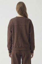 Load image into Gallery viewer, Mia Crewneck
