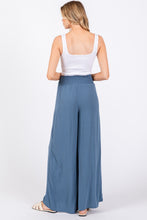 Load image into Gallery viewer, Mav Flowy Pant in Blue
