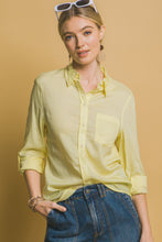 Load image into Gallery viewer, Ocean Button Up in Yellow
