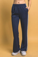 Load image into Gallery viewer, Sporty Pant
