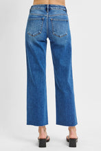 Load image into Gallery viewer, Cyn Clean Cut Denim
