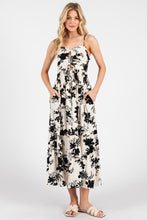 Load image into Gallery viewer, South Of France Midi Dress
