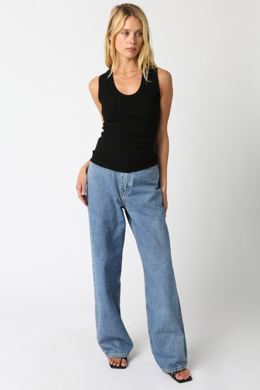 Basic V-neck Tank