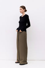Load image into Gallery viewer, Kathy Long Sleeve in Black
