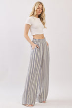 Load image into Gallery viewer, Ocean Breeze Flowy Pant
