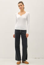 Load image into Gallery viewer, Theo Long Sleeve
