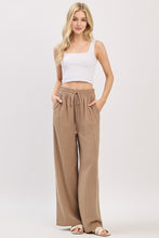 Load image into Gallery viewer, Fall Time Flowy Pant
