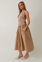 Load image into Gallery viewer, Walnut Grove Midi Dress
