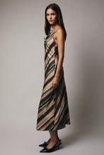 Load image into Gallery viewer, Fall Breeze Midi Dress
