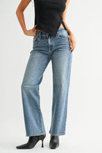 Load image into Gallery viewer, Lennon Loose Low Rise Denim
