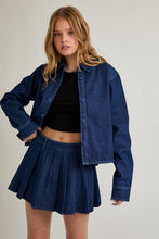 Load image into Gallery viewer, Phoenix Jean Button Up
