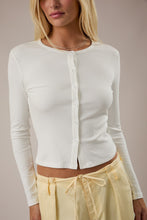 Load image into Gallery viewer, Taylor Button Long Sleeve
