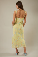 Load image into Gallery viewer, Ivory Bloom Midi Dress
