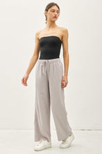 Load image into Gallery viewer, Amanda Pant
