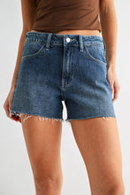 Load image into Gallery viewer, Cathy Classic Stretch Cut Off
