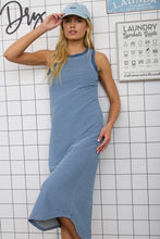 Load image into Gallery viewer, Poppy Midi Dress
