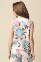 Load image into Gallery viewer, Getaway Vest
