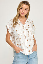 Load image into Gallery viewer, Palm desert Button Up
