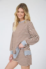 Load image into Gallery viewer, Pumpkin Knit Sweater in Brown
