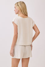 Load image into Gallery viewer, Honolulu Top in Oatmeal
