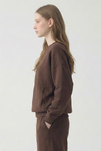 Load image into Gallery viewer, Mia Crewneck
