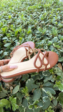 Load image into Gallery viewer, Wallet Sandal
