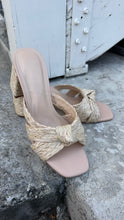 Load image into Gallery viewer, Ashley Raffia Knot Heel

