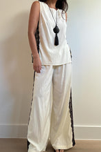 Load image into Gallery viewer, Peony Breeze Pant
