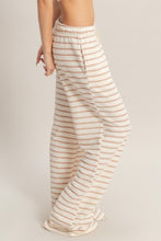 Load image into Gallery viewer, Ocean breeze Pant in Tan
