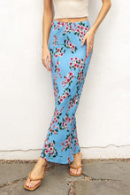 Load image into Gallery viewer, Full Bloom Midi Skirt
