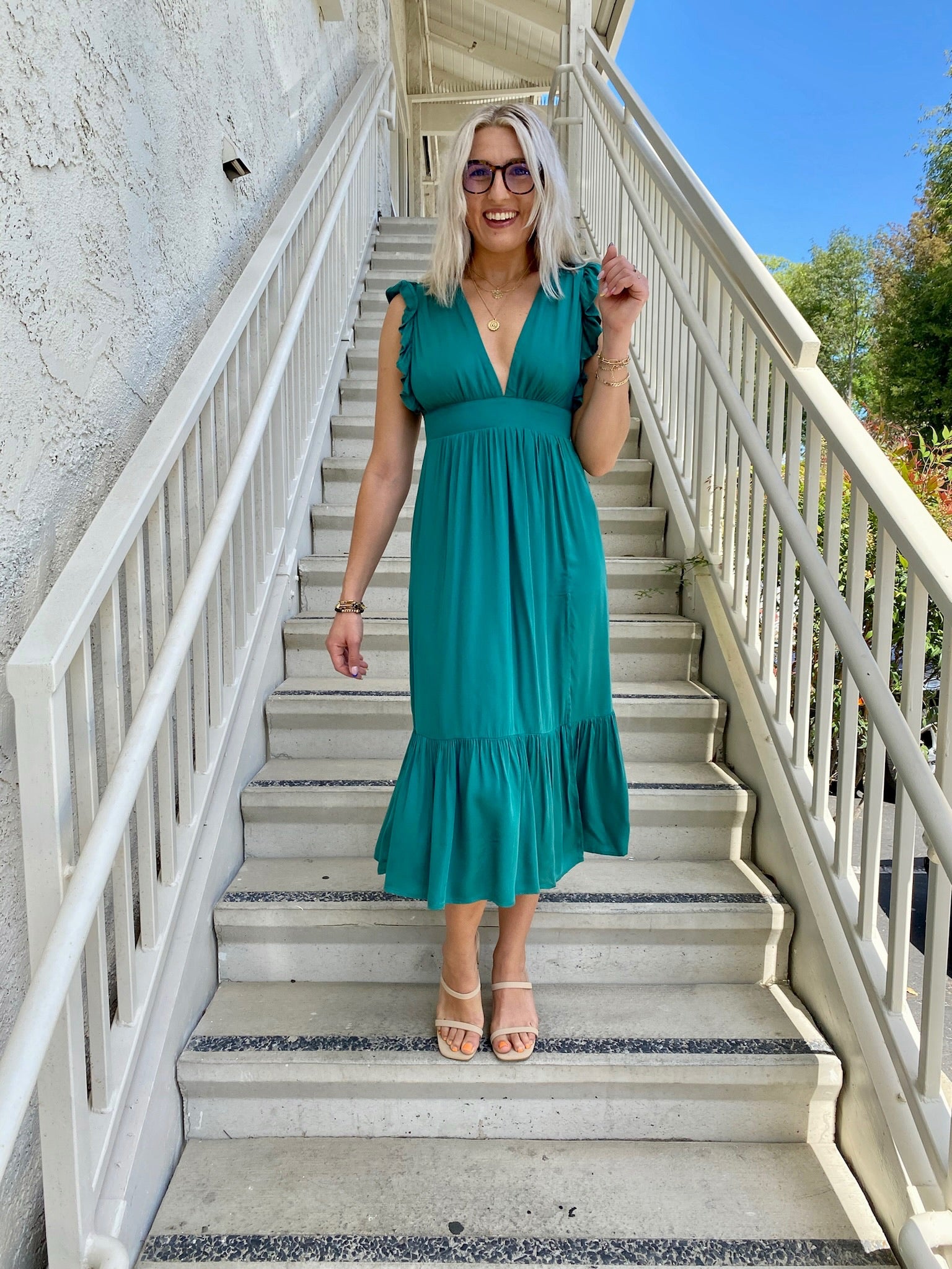 Alora Midi Dress in Green – Frenzy